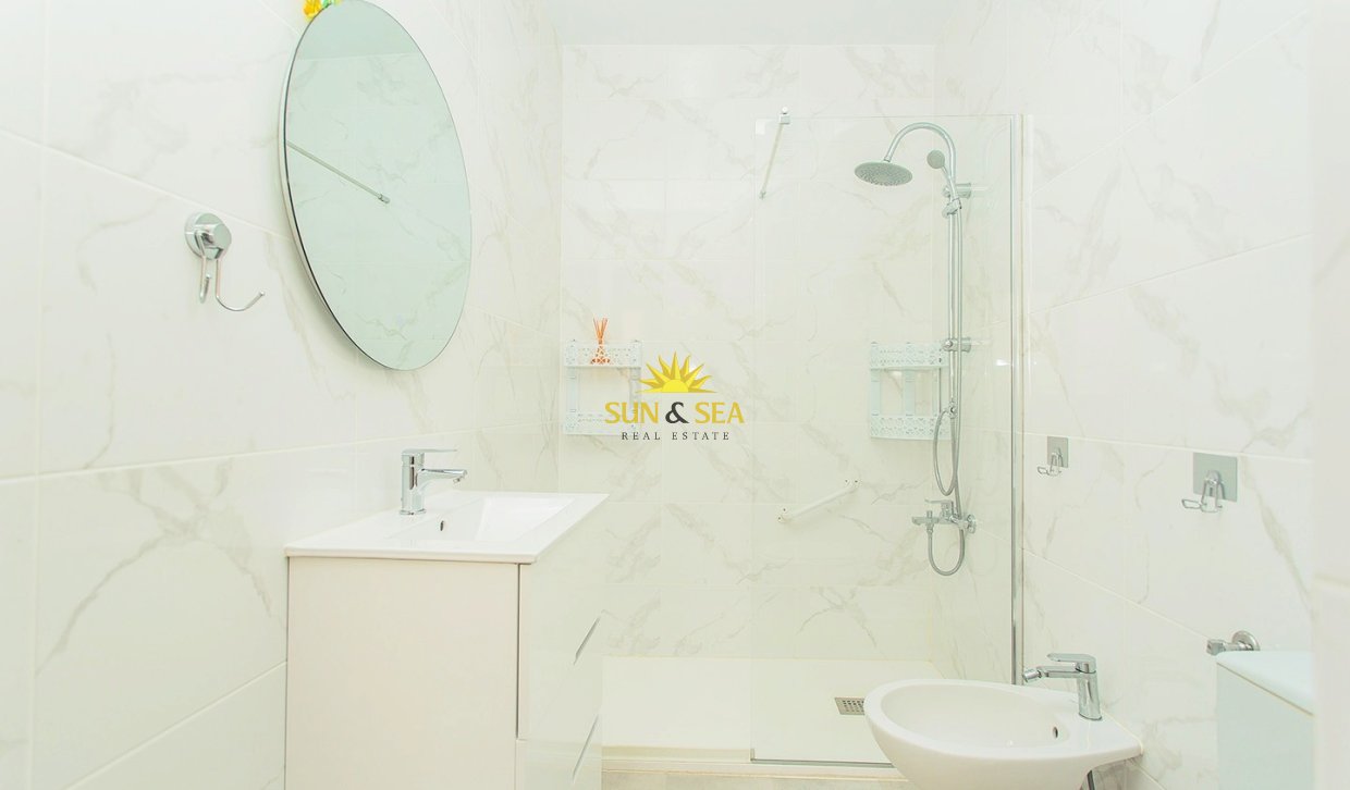 Reventa - Flat - Torrevieja - Playa del cura