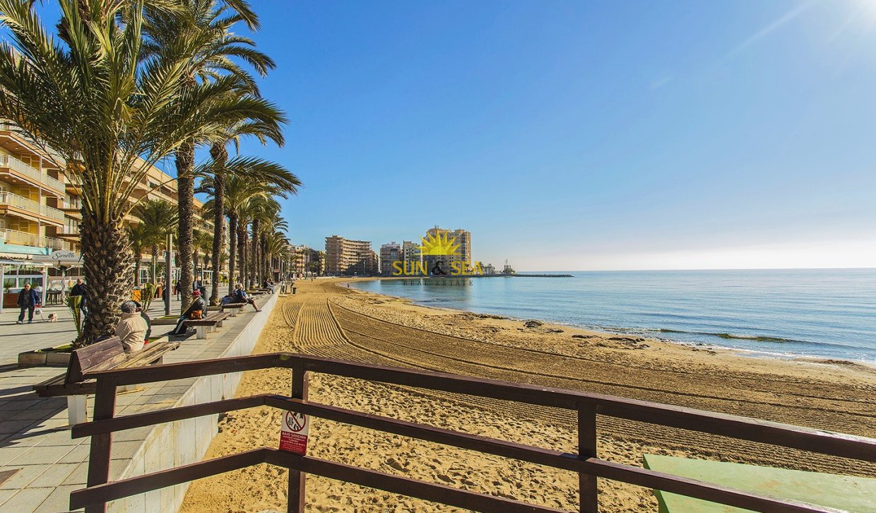 Reventa - Flat - Torrevieja - Playa del cura