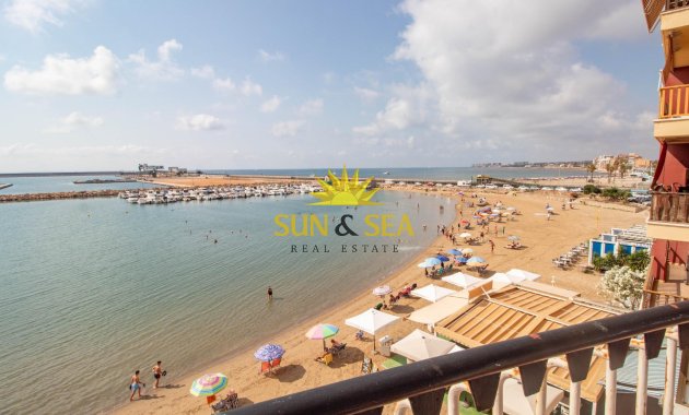 Resale - Apartment - Torrevieja - Acequion