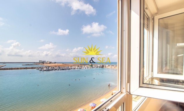 Resale - Apartment - Torrevieja - Acequion
