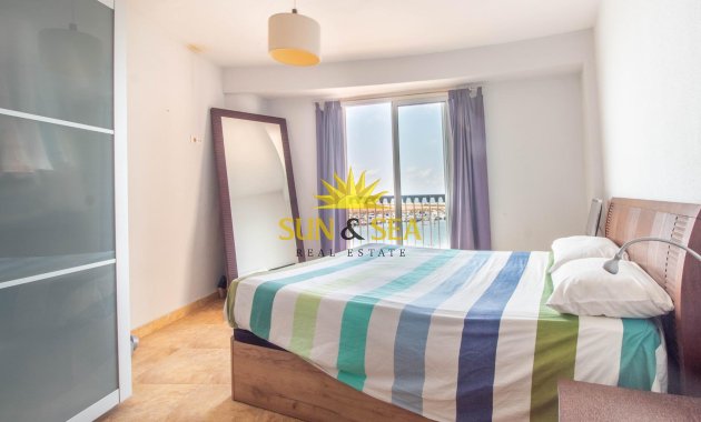 Resale - Apartment - Torrevieja - Acequion