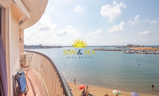 Resale - Apartment - Torrevieja - Acequion