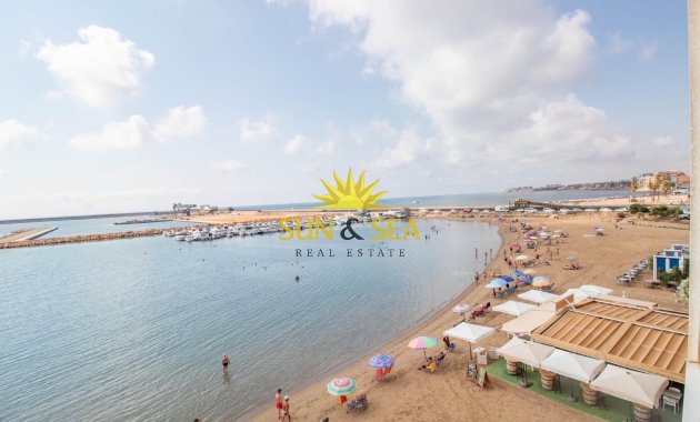 Resale - Apartment - Torrevieja - Acequion