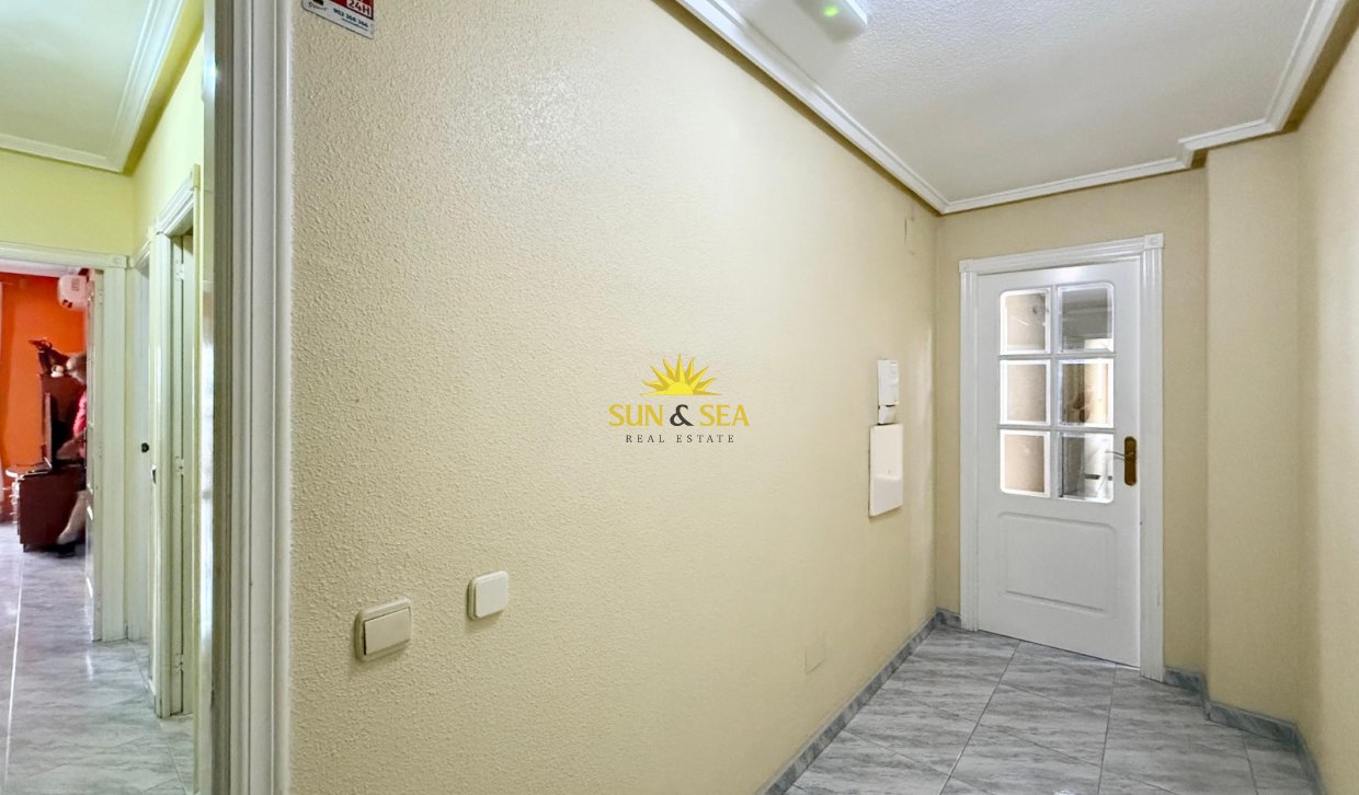 Long Term Rental - Penthouse - Torrevieja - Centro