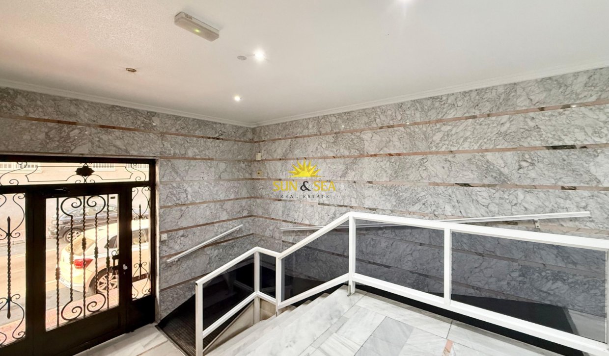 Long Term Rental - Penthouse - Torrevieja - Centro