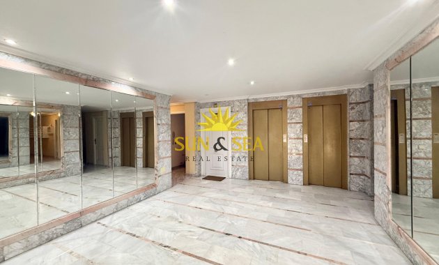 Long Term Rental - Penthouse - Torrevieja - Centro