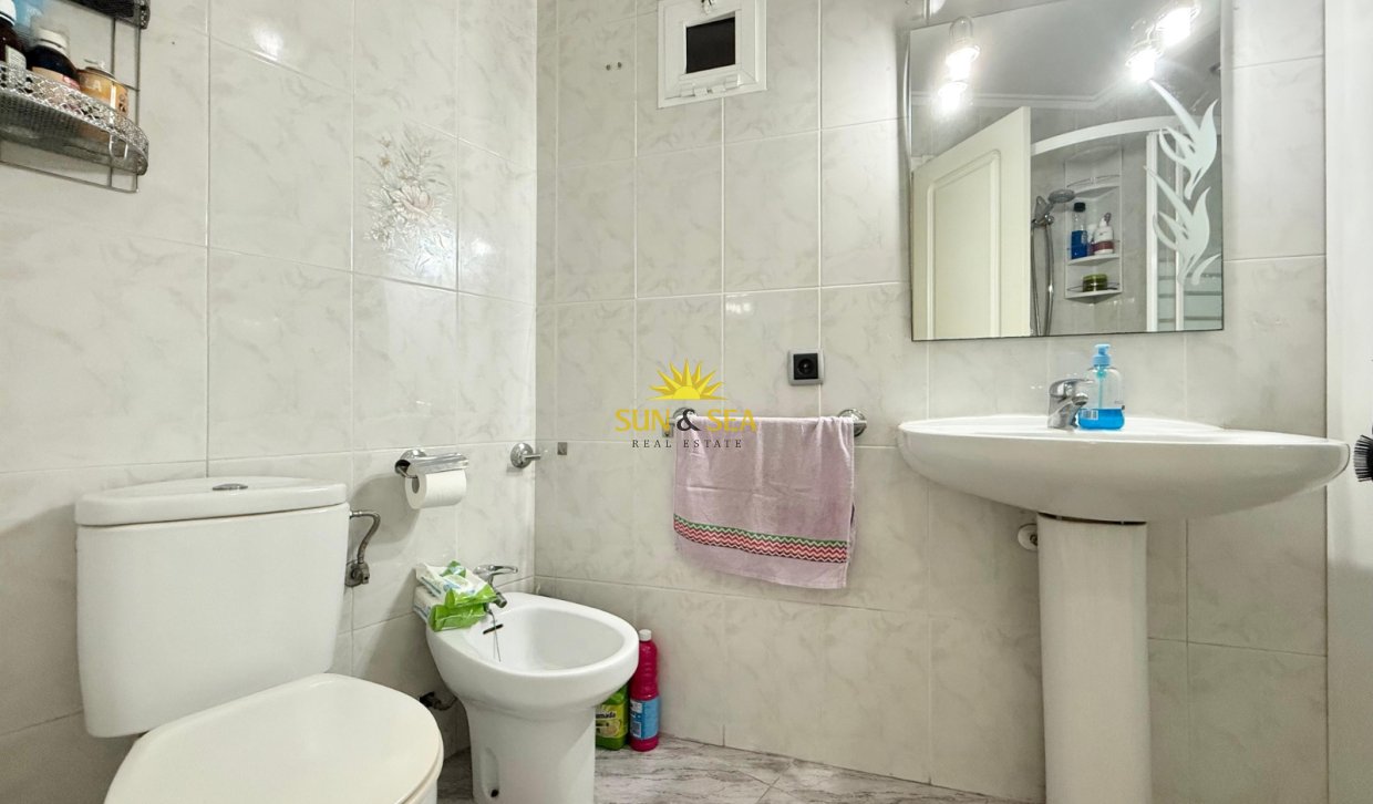 Long Term Rental - Penthouse - Torrevieja - Centro