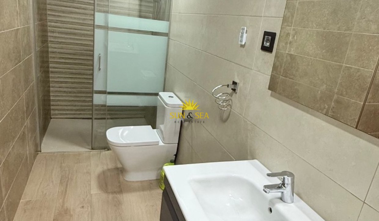 Revente - Ground Floor - El Algar - Al Algar