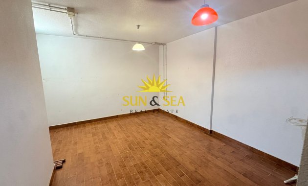 Revente - Ground Floor - El Algar - Al Algar