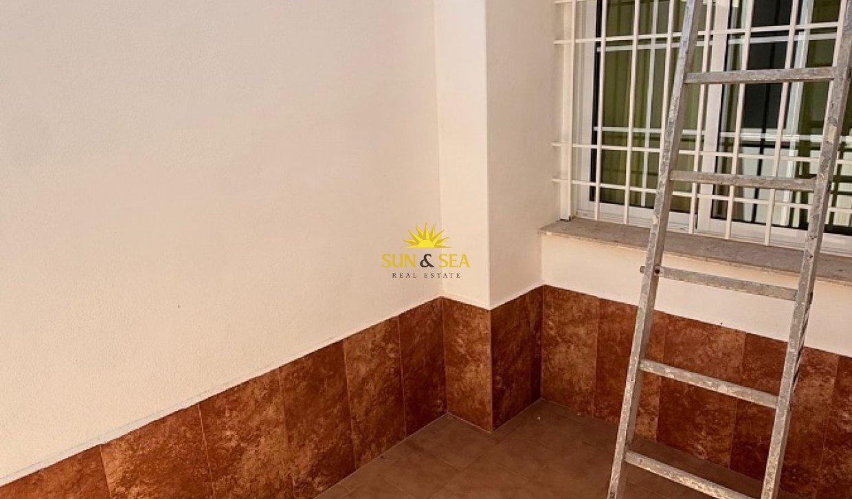 Revente - Ground Floor - El Algar - Al Algar