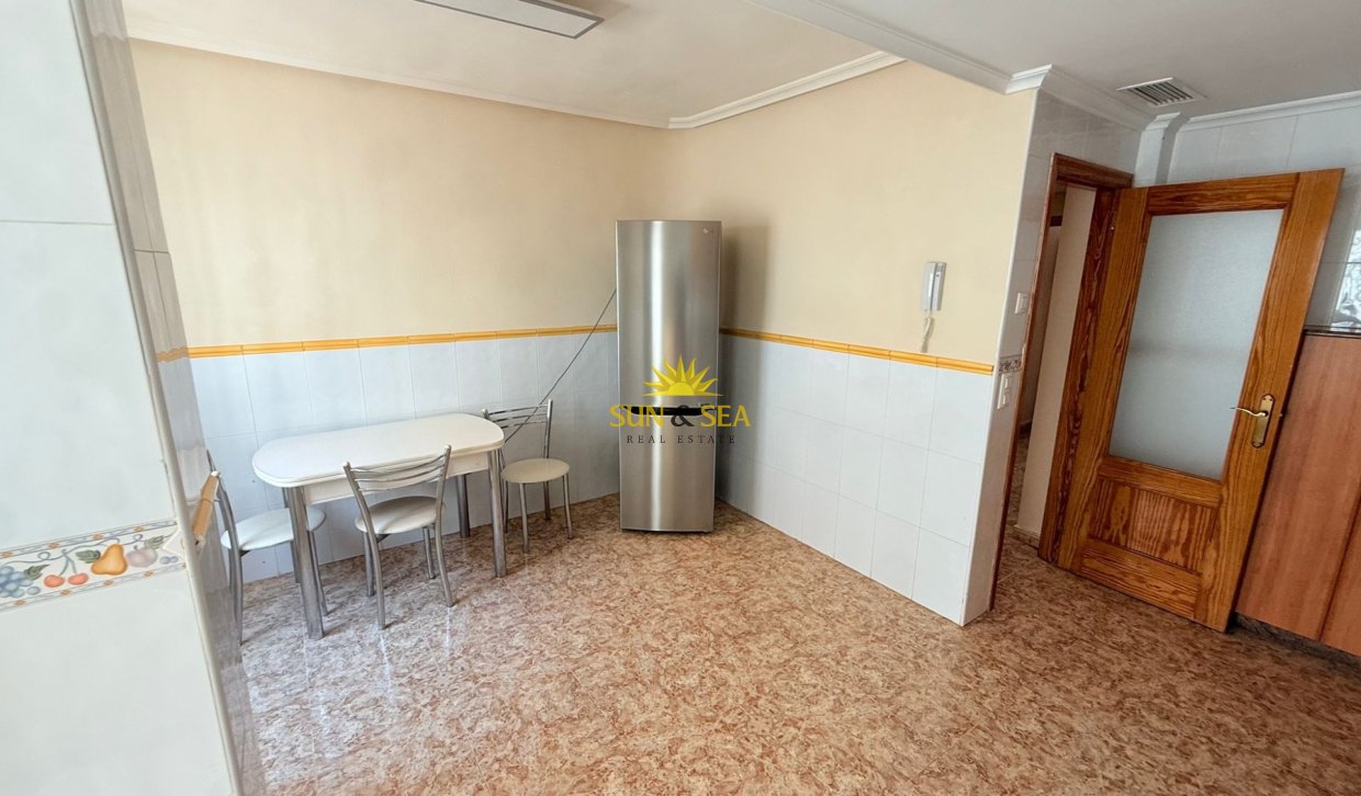 Revente - Ground Floor - El Algar - Al Algar