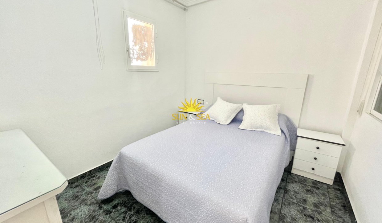 Long Term Rental - Apartment - Torrevieja - Playa de los Locos