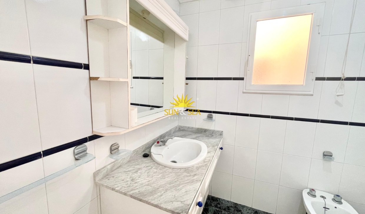 Long Term Rental - Apartment - Torrevieja - Playa de los Locos