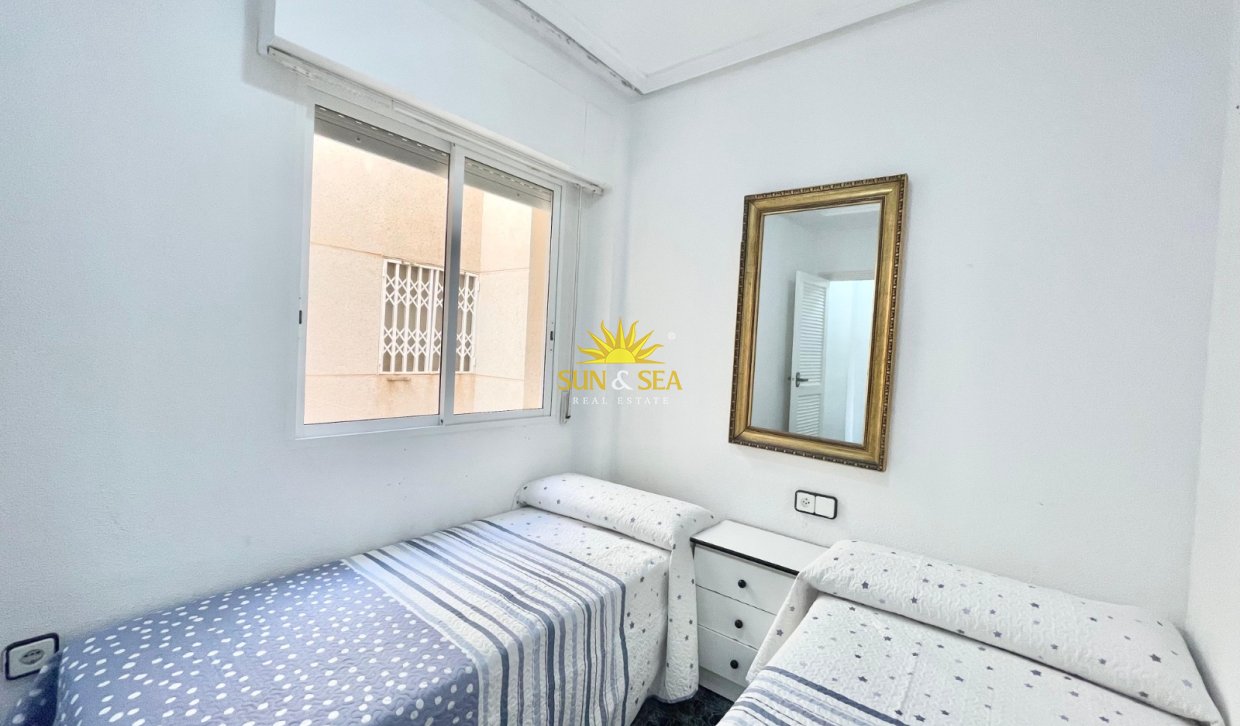 Long Term Rental - Apartment - Torrevieja - Playa de los Locos