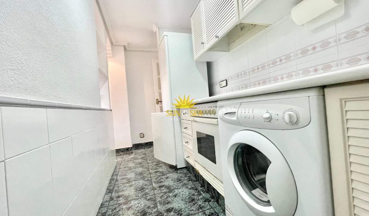 Long Term Rental - Apartment - Torrevieja - Playa de los Locos