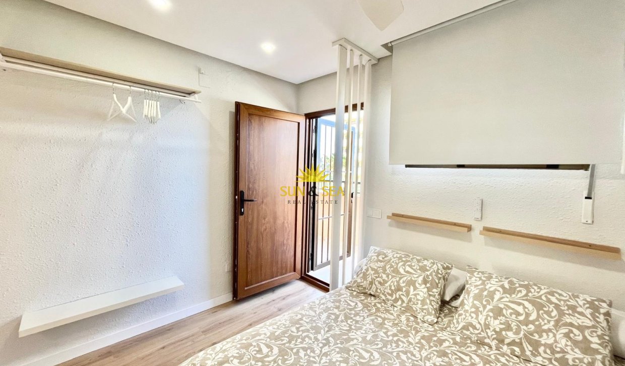 Location à long terme - Appartement - Torrevieja - Cabo cervera