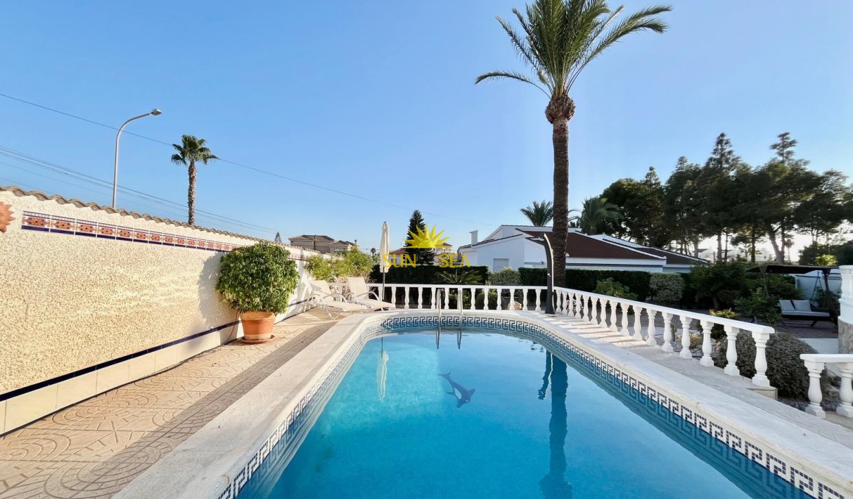 Resale - Villa - Ciudad quesada