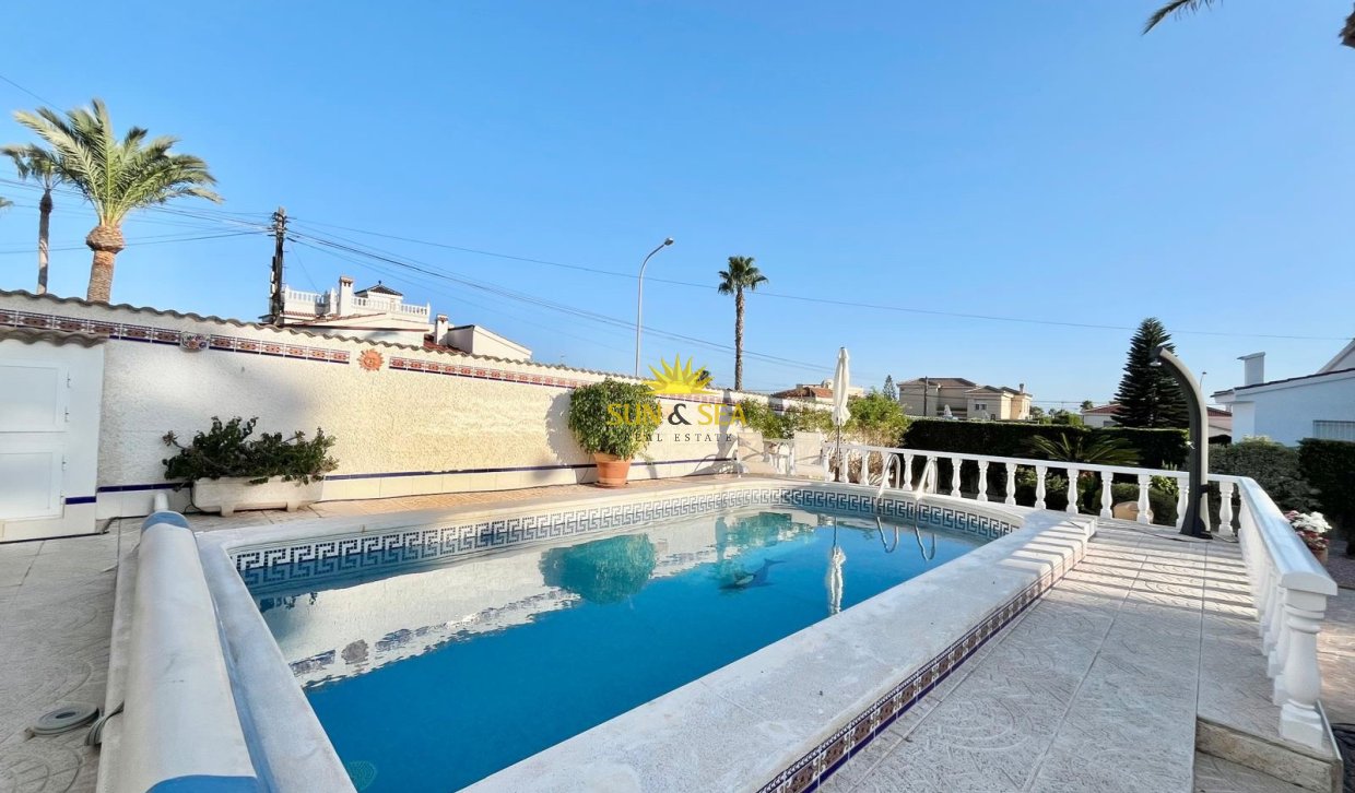 Resale - Villa - Ciudad quesada