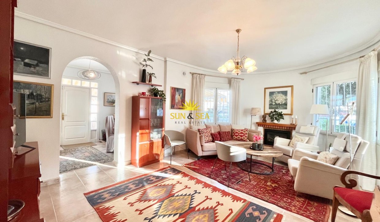 Resale - Villa - Ciudad quesada