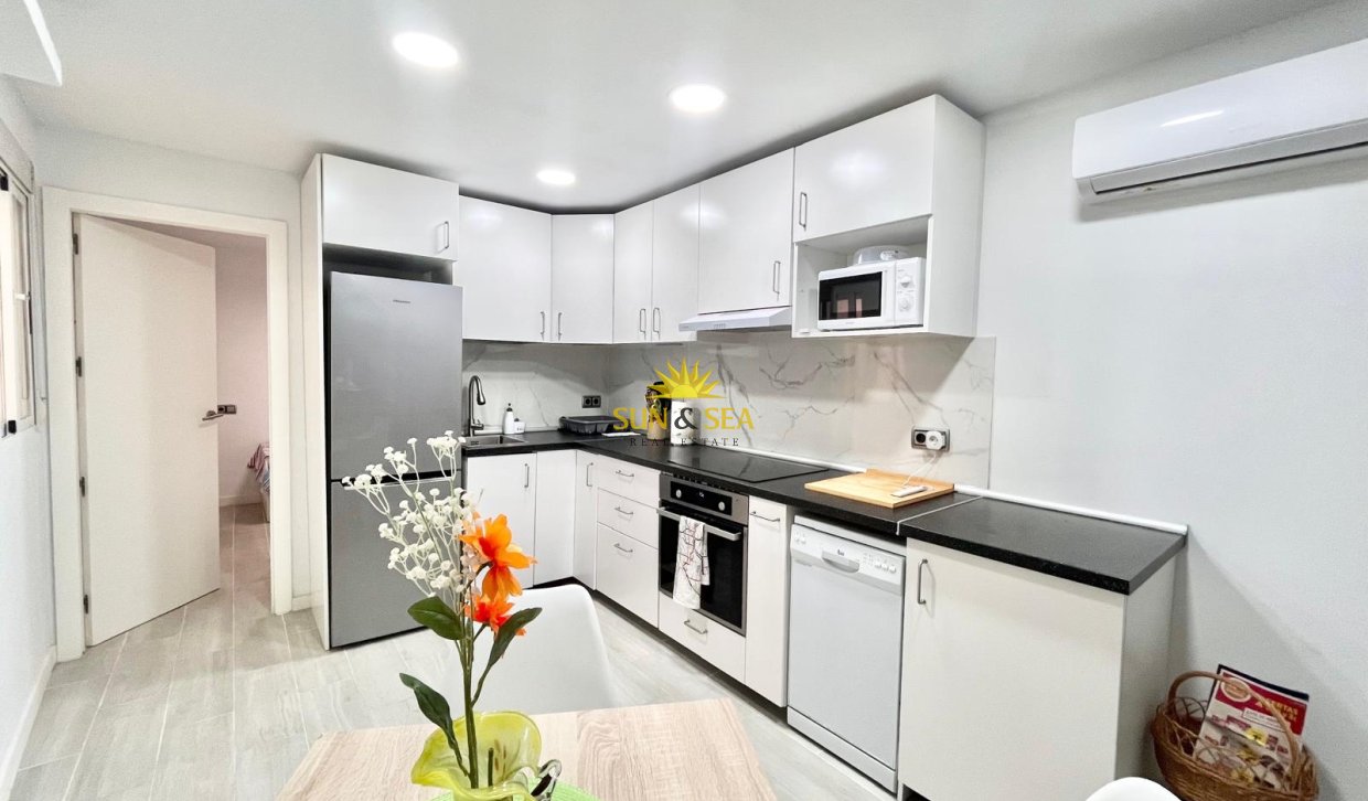 Long Term Rental - Apartment - Torrevieja - Centro