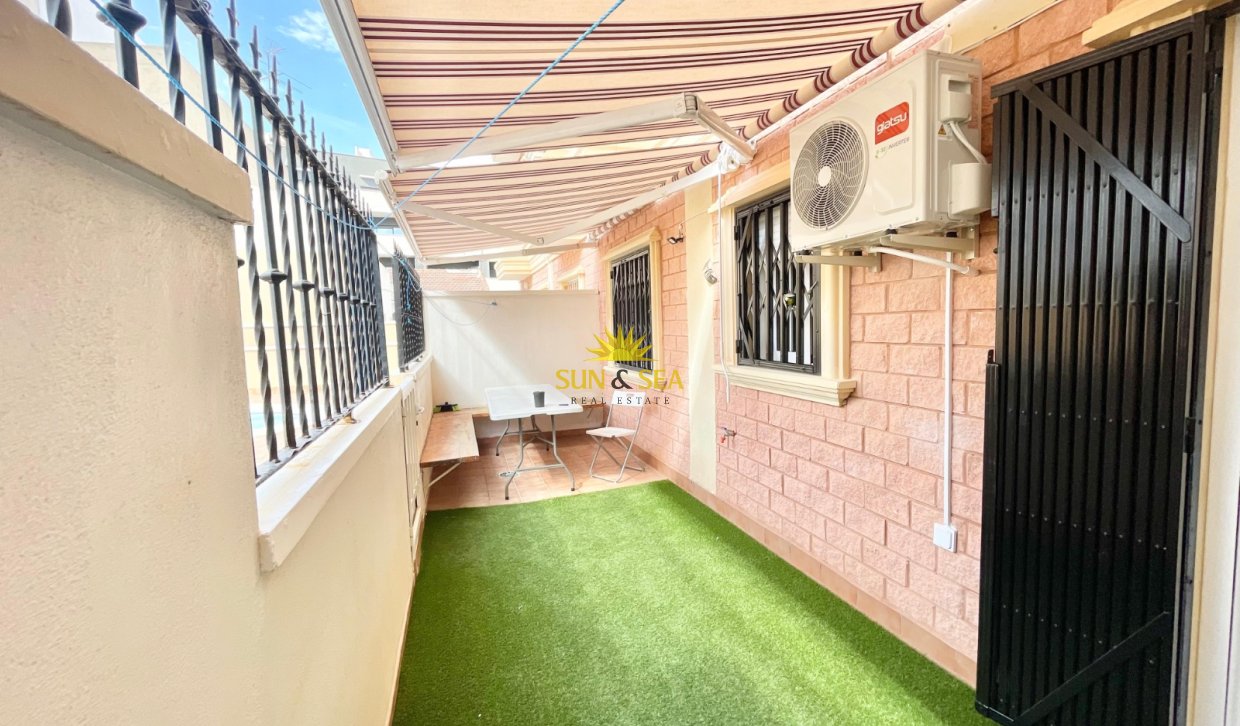 Long Term Rental - Apartment - Torrevieja - Playa del Cura