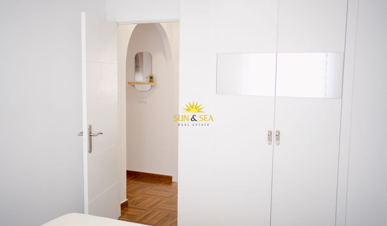 Location à long terme - Appartement - Torrevieja - Aguas Nuevas