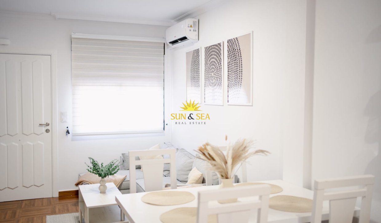 Location à long terme - Appartement - Torrevieja - Aguas Nuevas