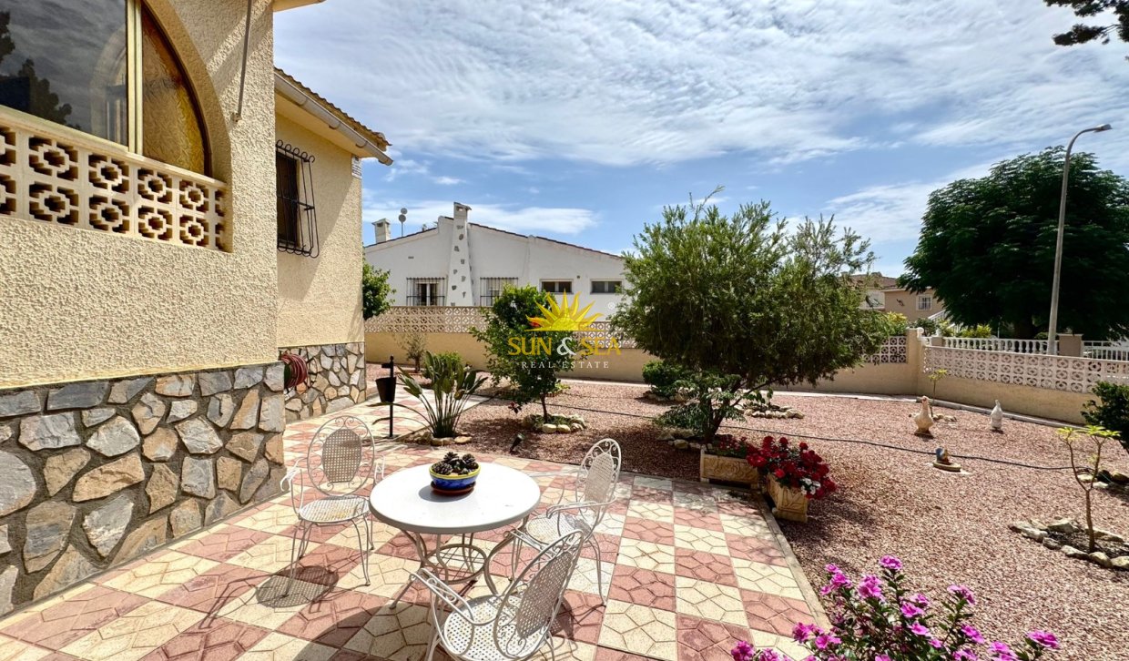 Alquiler a largo plazo - Chalet - Ciudad quesada - Rojales