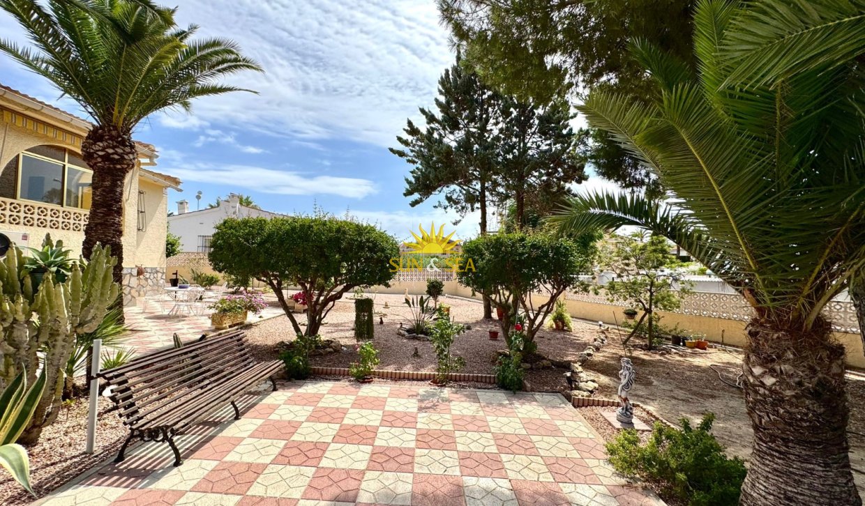 Alquiler a largo plazo - Chalet - Ciudad quesada - Rojales