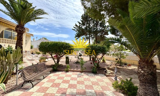 Alquiler a largo plazo - Chalet - Ciudad quesada - Rojales