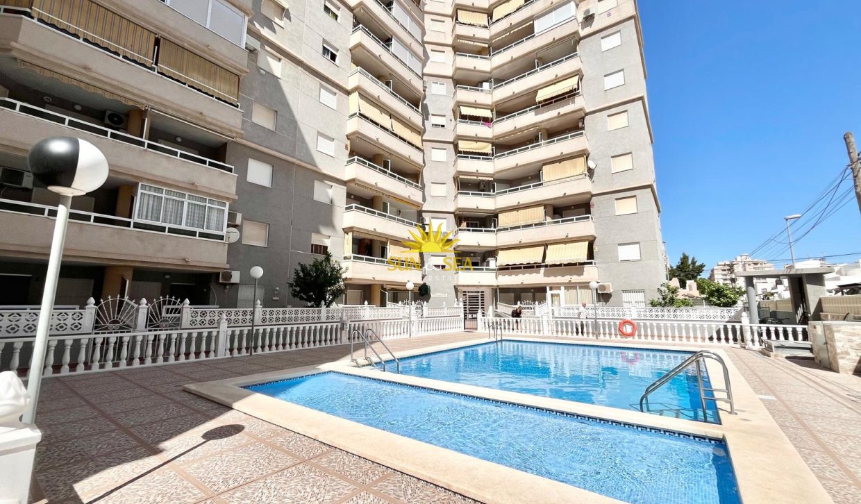 Langfristige Vermietung - Wohnung - Torrevieja - Centro
