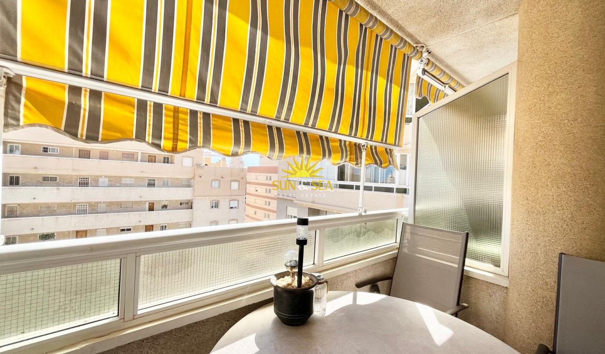 Langfristige Vermietung - Wohnung - Torrevieja - Centro