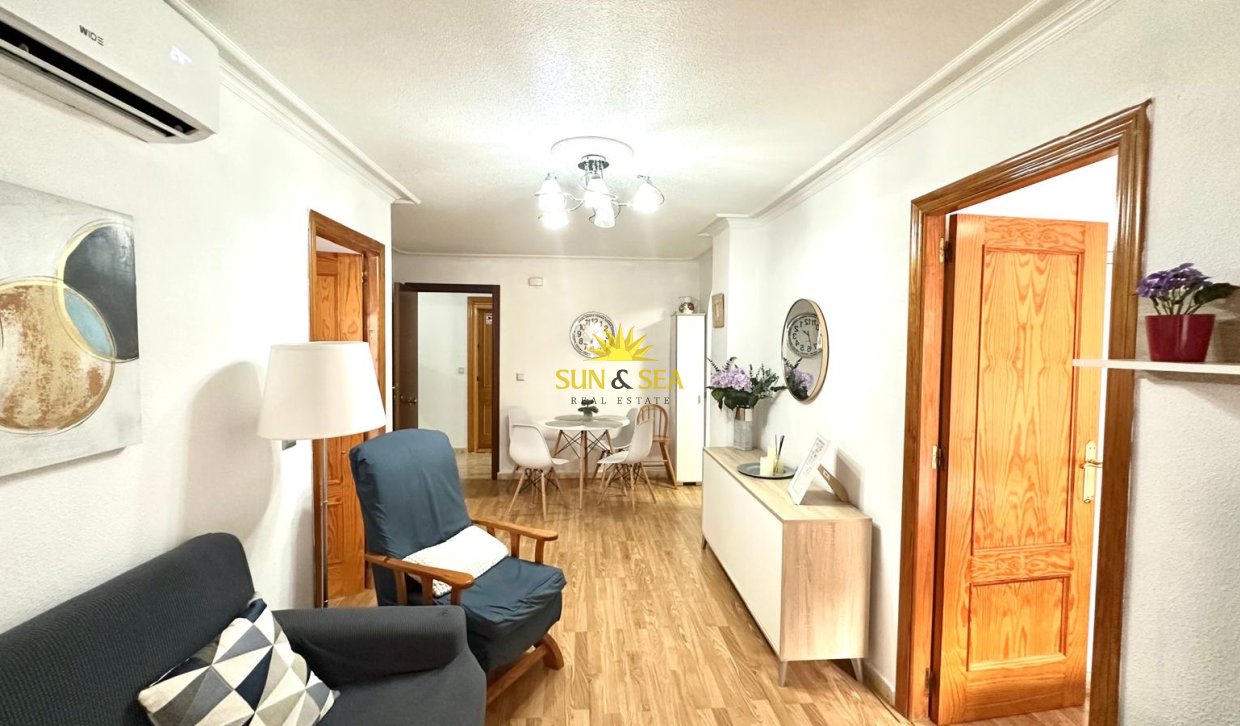 Location à long terme - Appartement - Torrevieja - Acequion