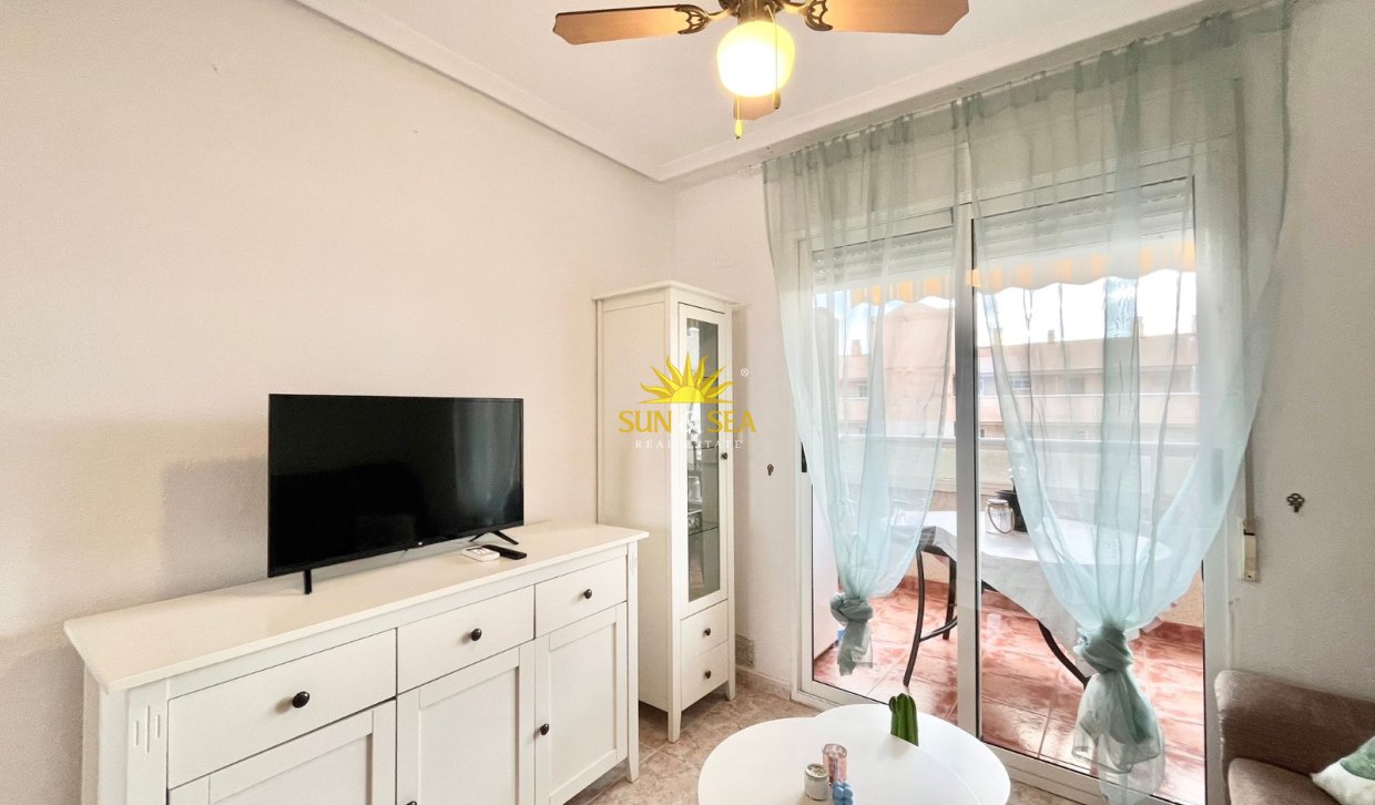 Langfristige Vermietung - Wohnung - Torrevieja - Centro