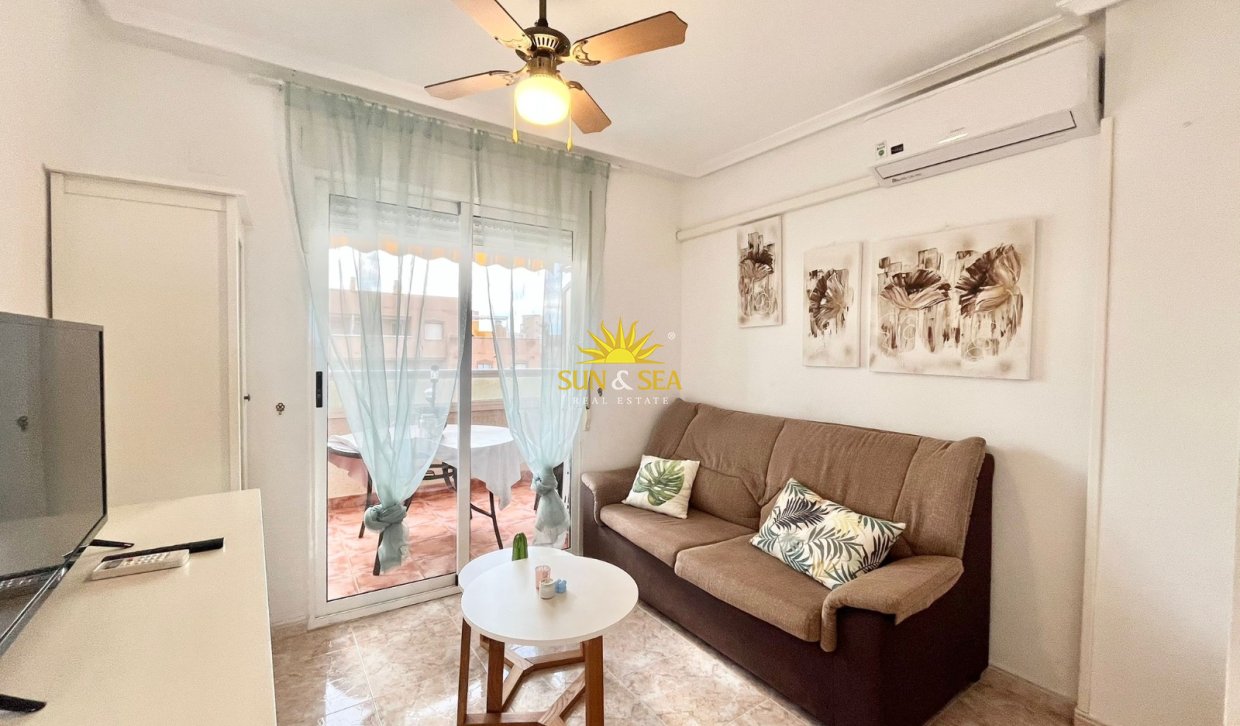 Langfristige Vermietung - Wohnung - Torrevieja - Centro