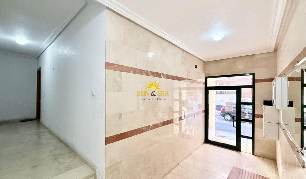 Reventa - Ground Floor - Torrevieja - Centro