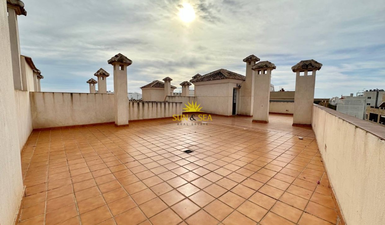 Long Term Rental - Penthouse - Torrevieja - Centro