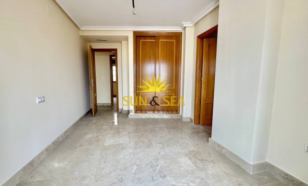 Long Term Rental - Penthouse - Torrevieja - Centro