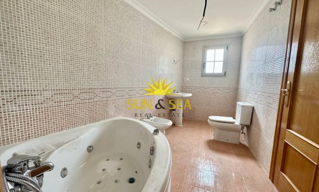 Long Term Rental - Penthouse - Torrevieja - Centro
