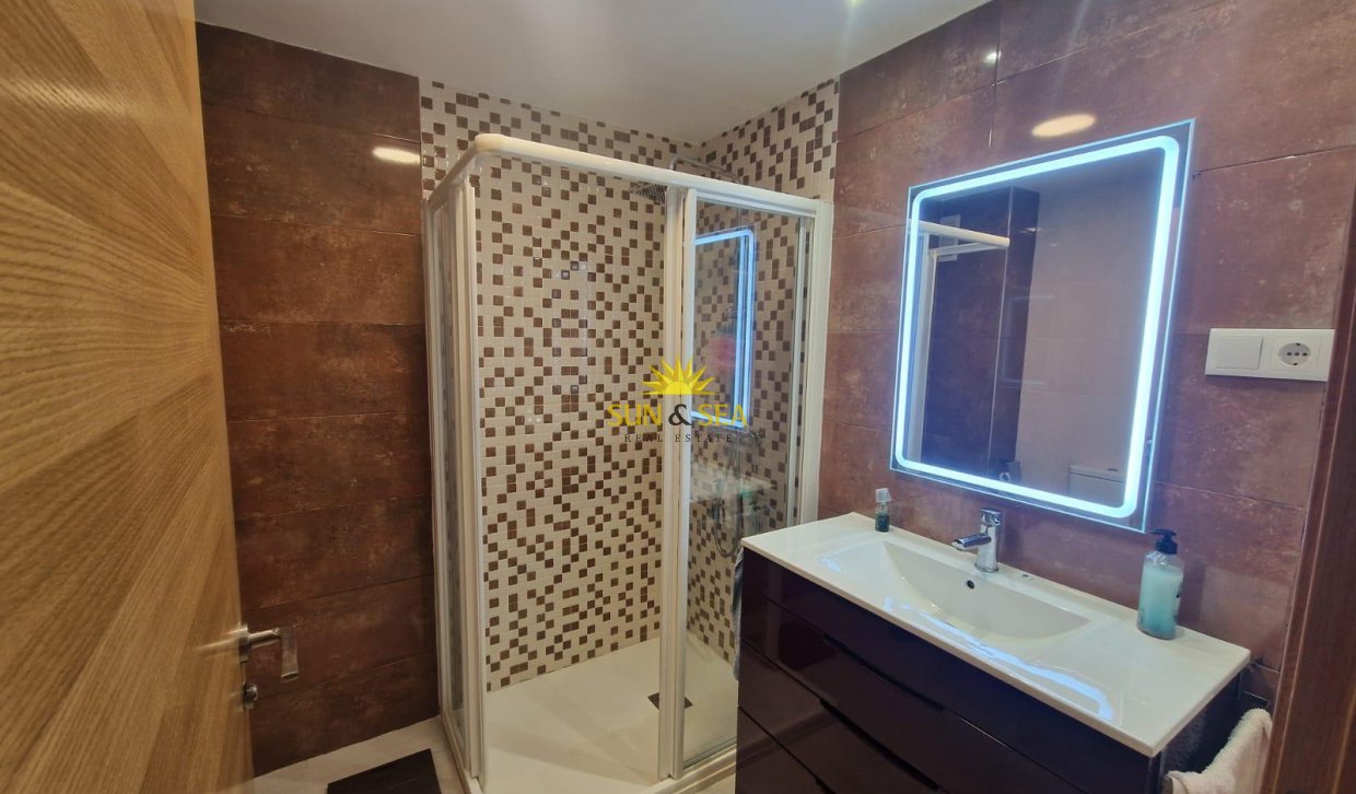Reventa - Apartamento - Torrevieja - Playa de El Cura