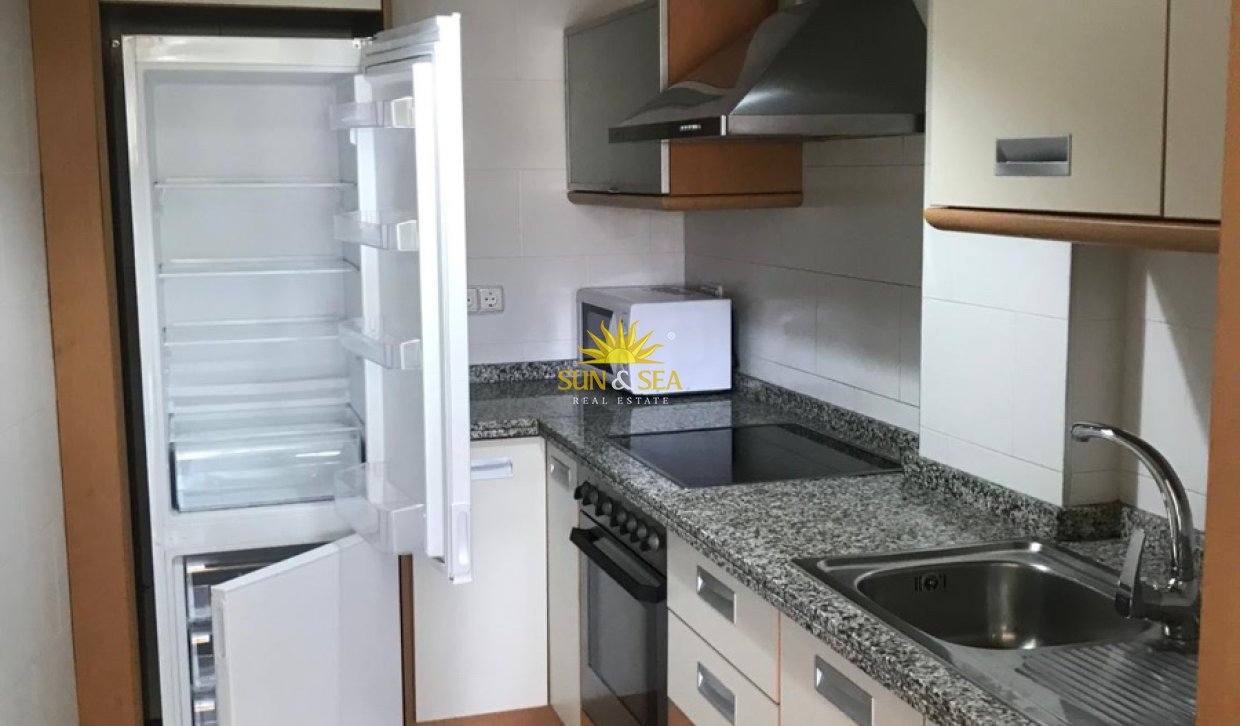 Langfristige Vermietung - Wohnung - 