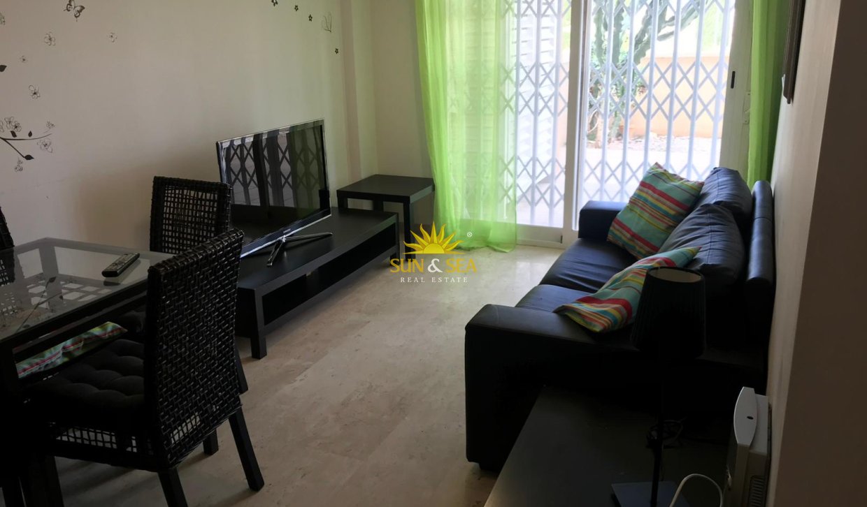 Langfristige Vermietung - Wohnung - 