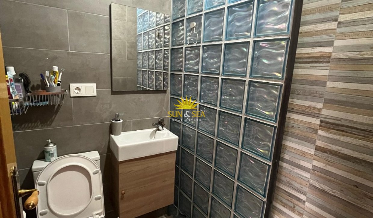 Herverkoop - Villa - Torrevieja - torrevieja