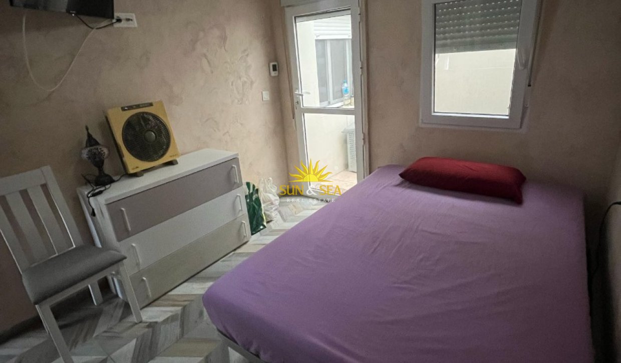 Herverkoop - Villa - Torrevieja - torrevieja