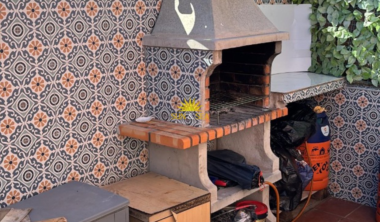 Herverkoop - Villa - Torrevieja - torrevieja