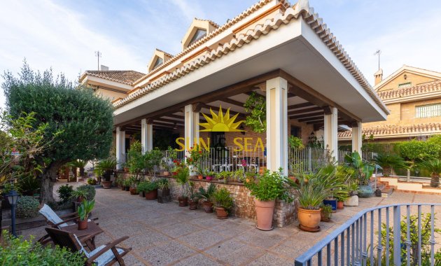 Resale - Villa - Torrevieja - La veleta
