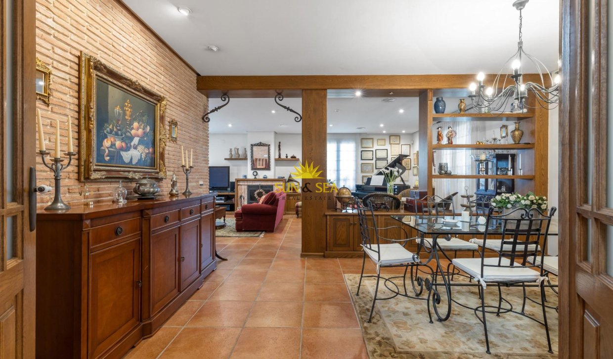 Resale - Villa - Torrevieja - La veleta