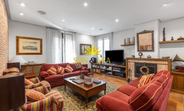 Resale - Villa - Torrevieja - La veleta