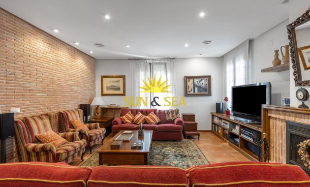 Resale - Villa - Torrevieja - La veleta