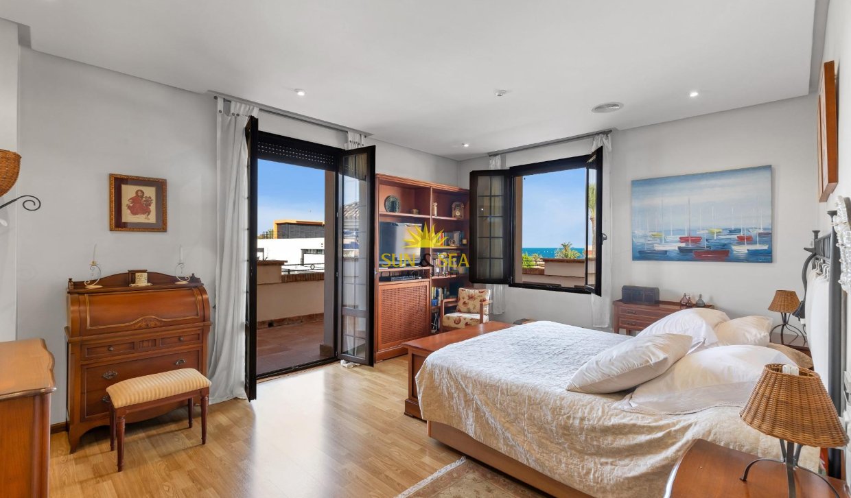 Resale - Villa - Torrevieja - La veleta